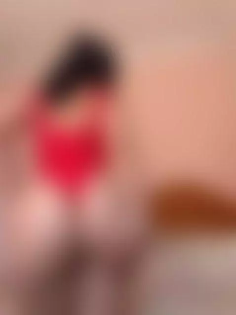 Arab curves sent from heaven. by jasmineof