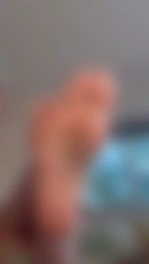 Pampered and playful feet by jasmineof