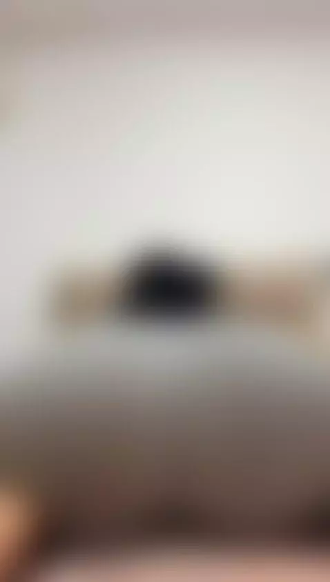 In a world full of straight lines, be a curve by jasmineof