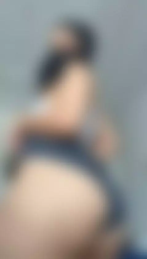 Ass so fat you can see it from the front by jasmineof