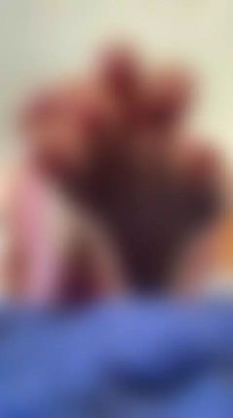 My toes have better lighting deals than your whole feed. by jasmineof