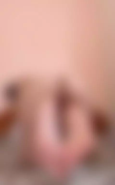 Gentle arches, warm skin… would you kiss them goodnight? 🌙👣 by jasmineof