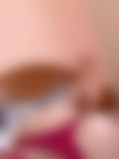 Start at my toes and work your way up… or stay down there fo... by jasmineof