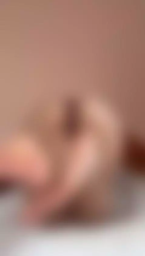 I’m every fantasy you never knew you needed. by jasmineof