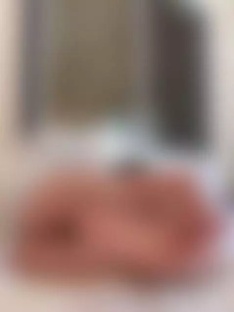 Soft soles and high arches… ready to be worshipped. 👣💋 by jasmineof