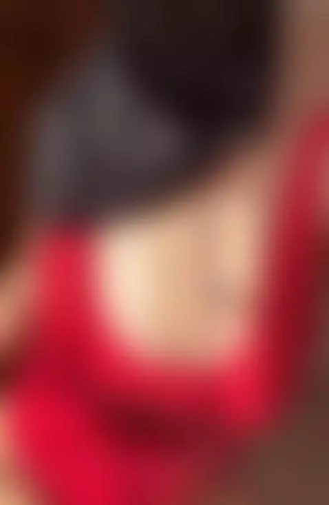 These tits don’t need a bra to steal the show. Watch. 👀 by jasmineof