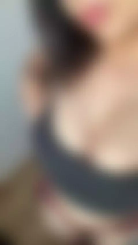 These boobs love being slapped and sucked. Who’s first? 👅 by jasmineof