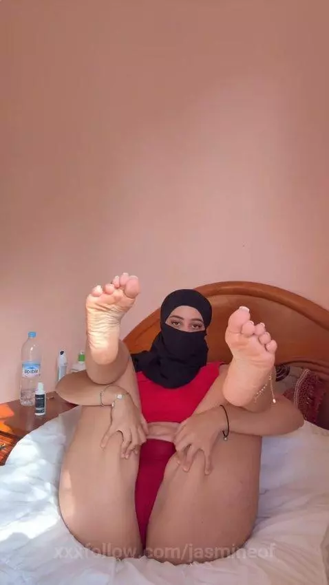 hi! i am jasmine. subscribe to my free onlyfans: https://onl... by jasmineof