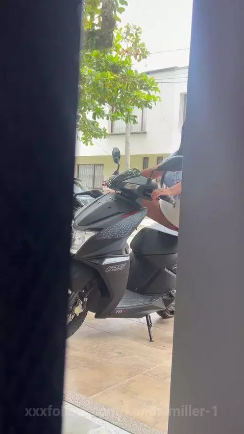 I want to make my neighbors hot by kendalmiller-1