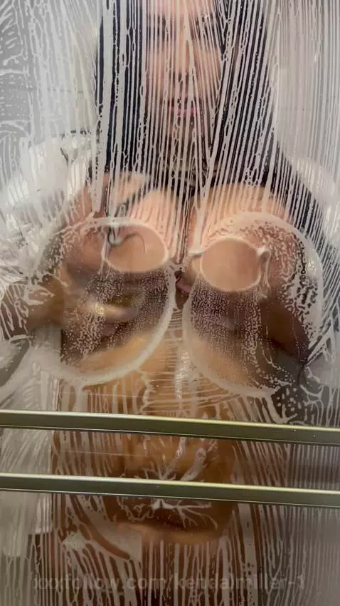 Between so much foam and water, I don't know if I'm bathing ... by kendalmiller-1