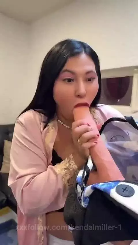 A surprise box! 😏 by kendalmiller-1