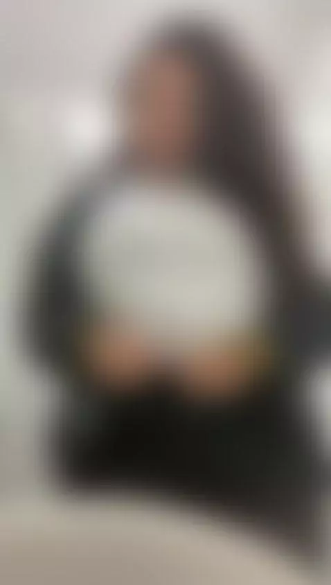 Put me horny a in the bathroom by evadaemon1