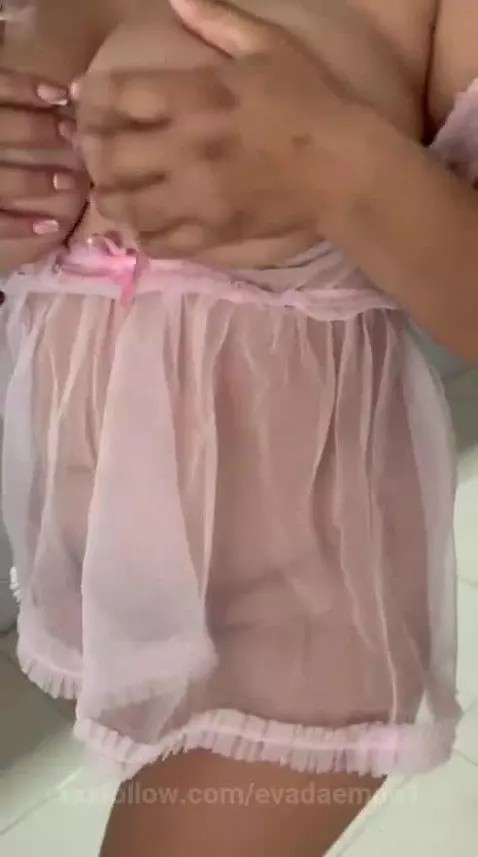 home, bigboobs, bigass by evadaemon1