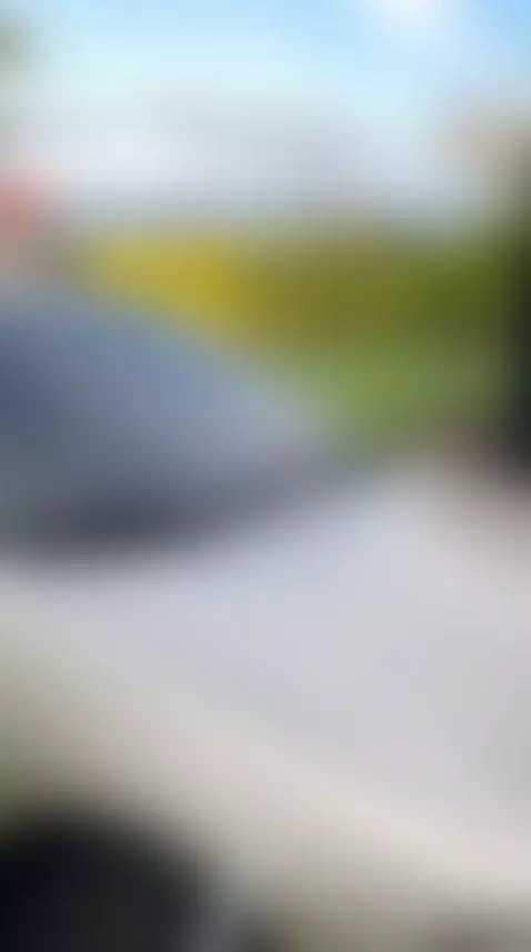 Can you help me with the car? 🔥 by evadaemon1