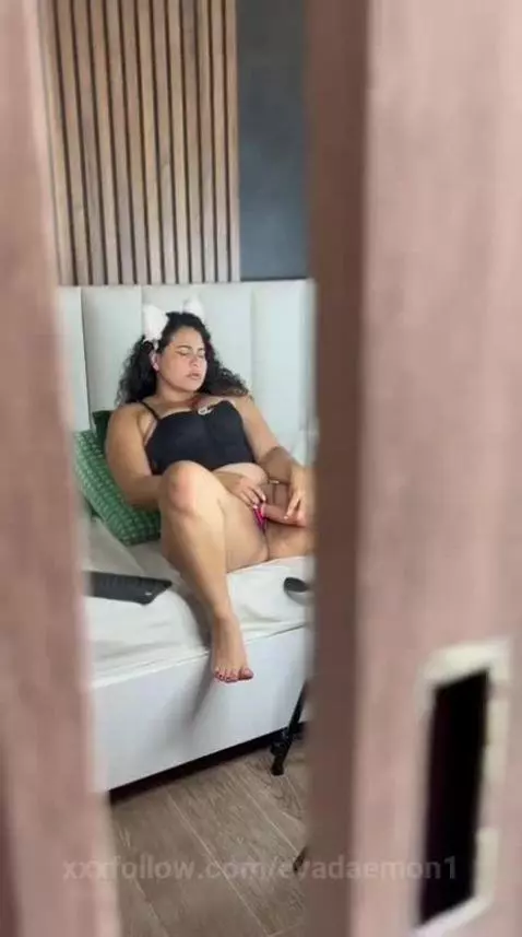 Mmm, it turns me on every time he spies on my broadcasts 🤤😈 by evadaemon1