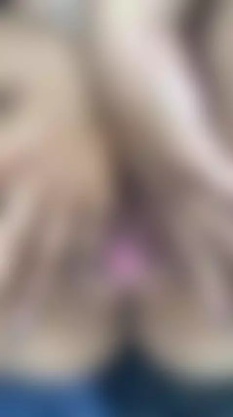 Enter the big hole of my pussy. by evadaemon1