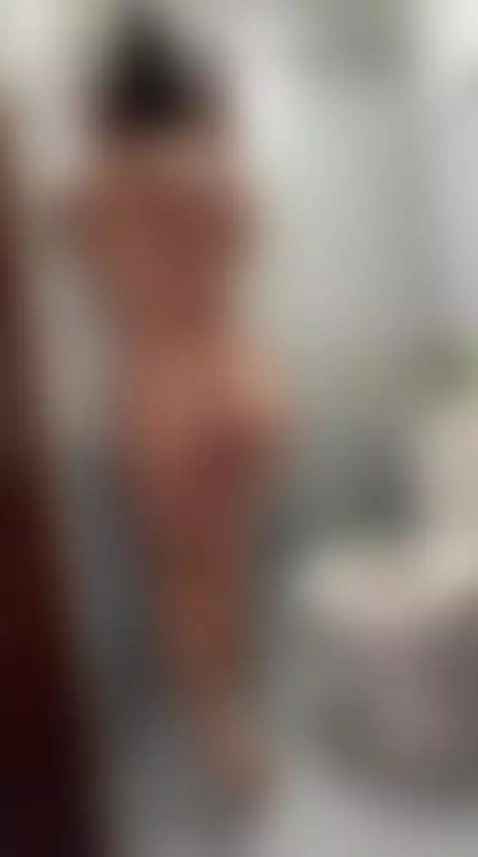 ACCOMPANY ME TO GIVE ME A GREAT SHOWER💦 by evadaemon1