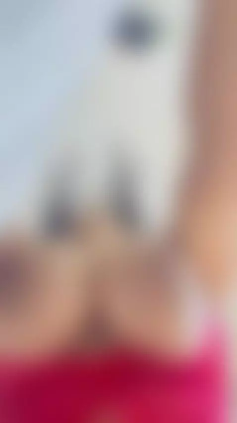 a bottom view of the fuck they gave me yesterday 🍒🥵 by evadaemon1