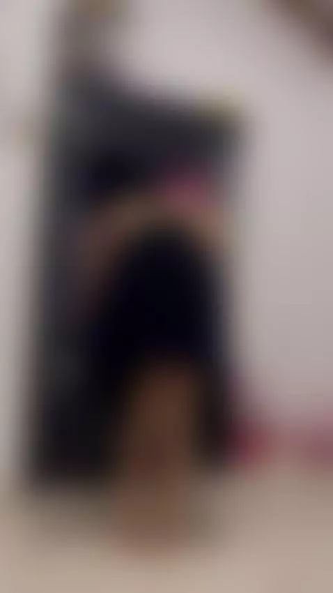 My friend records me after leaving the bathroom by amypalmmer1