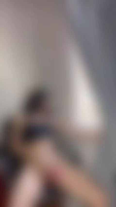 I think the neighbor reached me to see by amypalmmer1