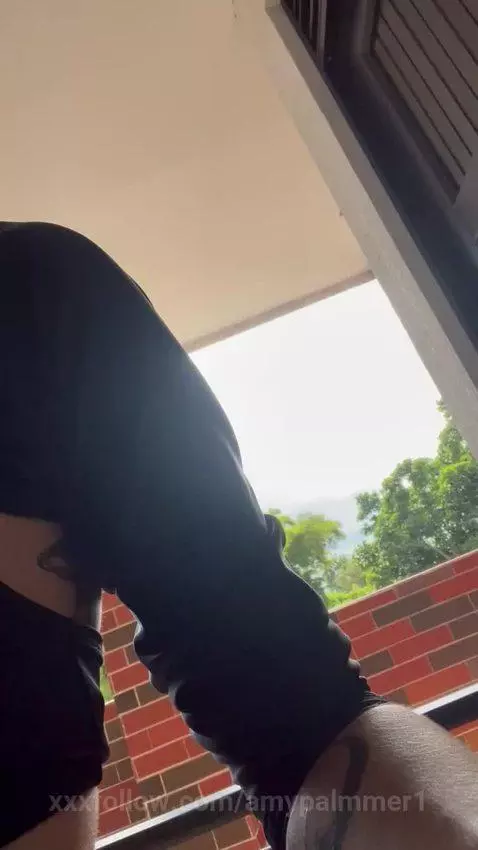 Showing my tits by amypalmmer1