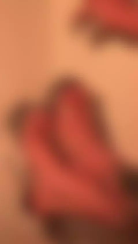 The delicious foot fetish is what excites me the most, can y... by amypalmmer1