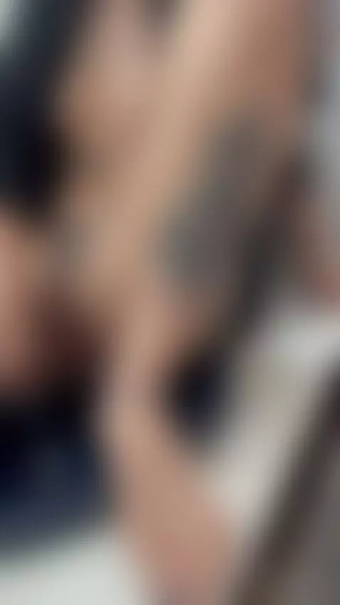 Wetting my pussy because it was very hot by amypalmmer1