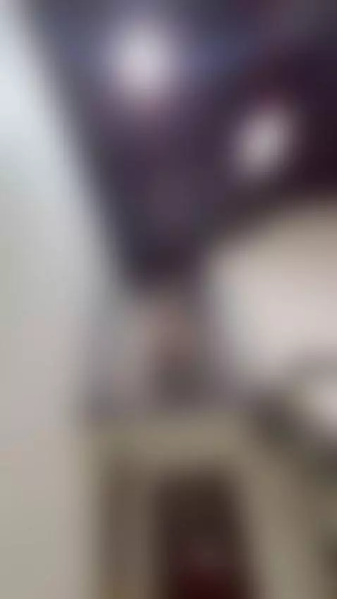 Masturbate me at the top so that everyone can see me by amypalmmer1