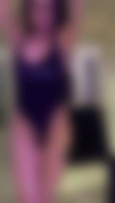 A big wet and hairy pussy on high! by amypalmmer1