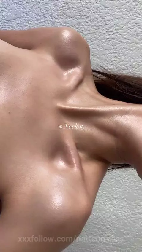 I love the color of my skin 😍 by nattcortesss