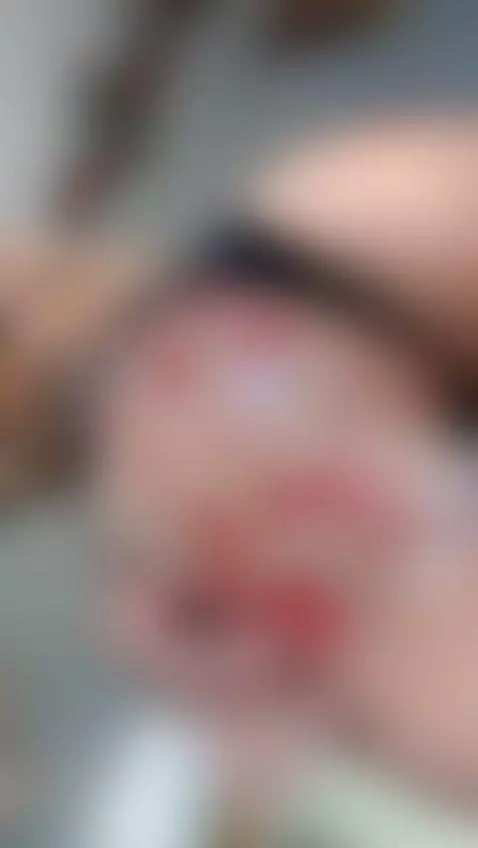 Since no one wants to kiss me on my ass, I have to give them... by nattcortesss