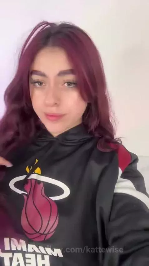 Come see what I can’t post here 😈 by kattewise