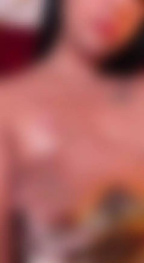 Do you like my oil tits ? 🔥♥️ by paris-evans-rh