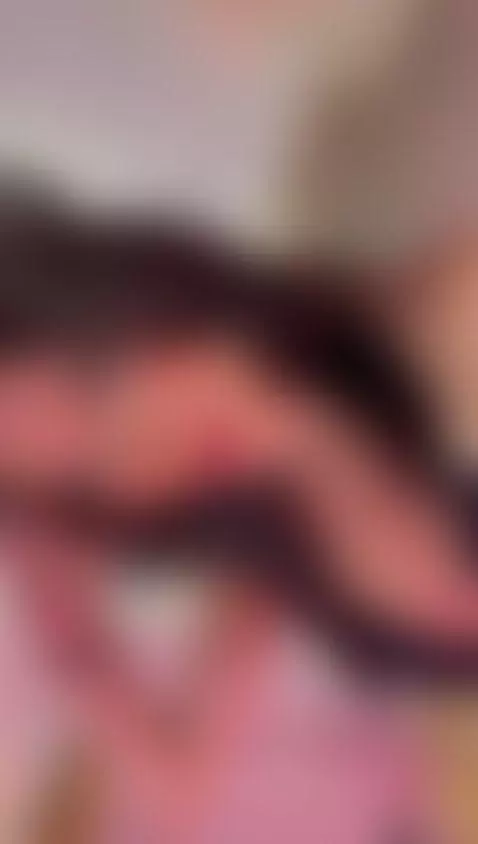 send u so many kisses by giselleroy