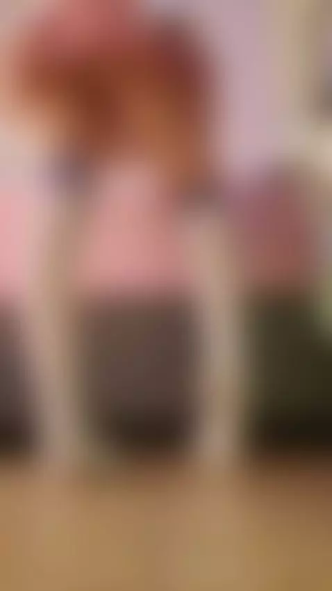 would you comment… or just stare? 😼 by bellealiz