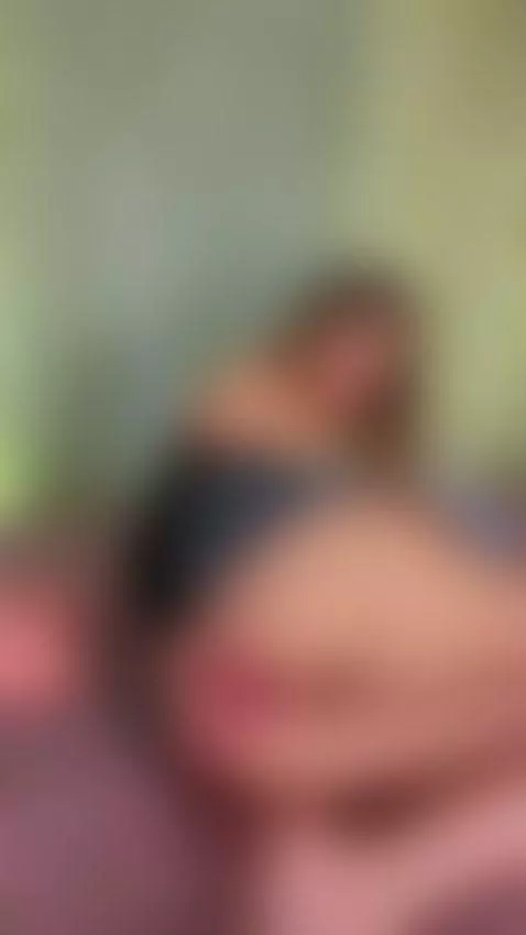 Do you love my side profile?🍑🔥😈 by bellealiz