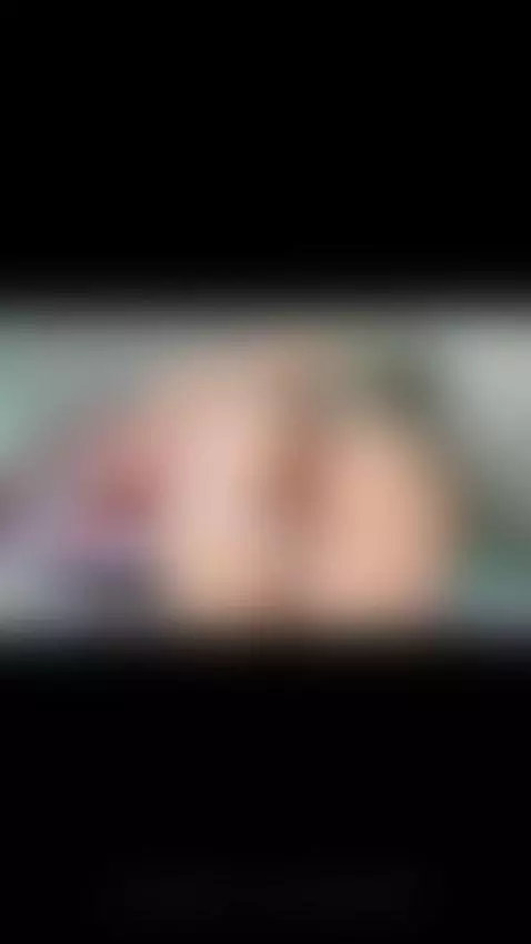 I want your dick here!😮‍💨😮‍💨🔥 by bellealiz