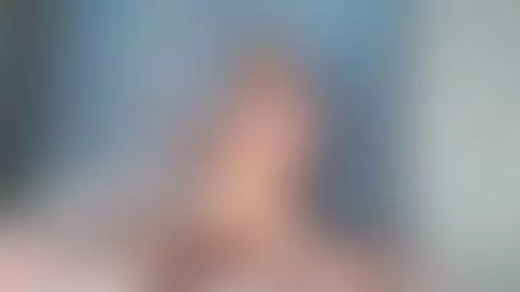 Guess what I'm watching? 🙊🤗 by bellealiz