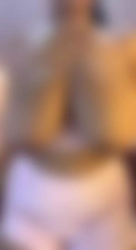 I send you kisses, but come and return them on my tits and e... by emilyleon