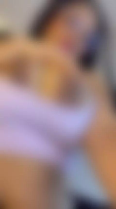 Play with my whole mouth nonstop and then fuck my pussy nons... by emilyleon