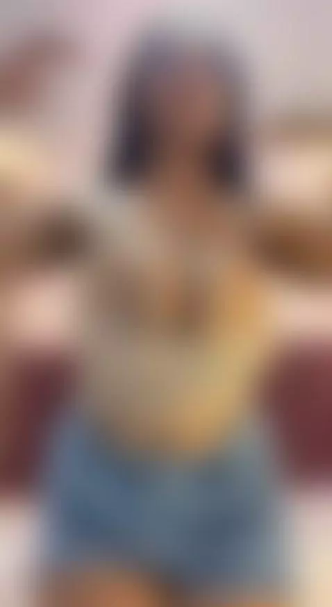 I want you to make me sweat and my tits bounce...💦🍒 by emilyleon