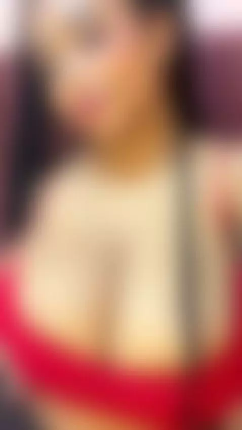 This throat is yours. Claim it. 💋 by emilyleon