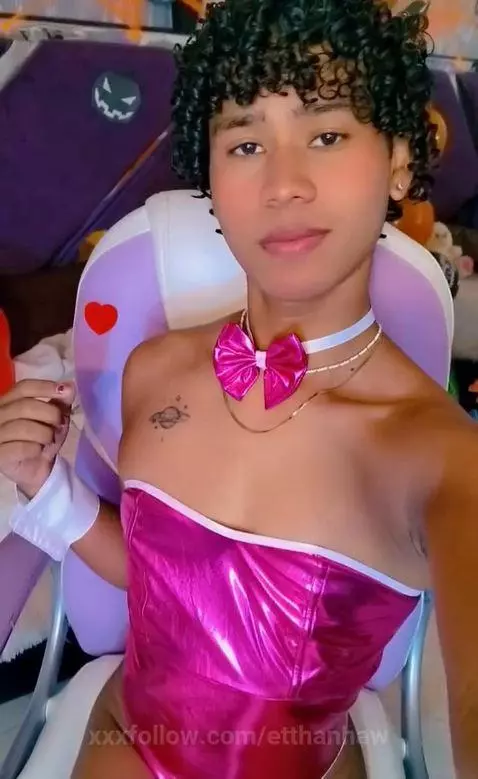 Quieren una conejita mala? 😈🥵 by etthanhaw