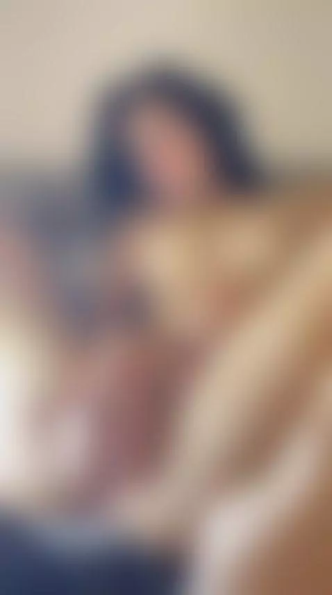 I love my fingers in my pussy, I'm very wet by laylabajwa1