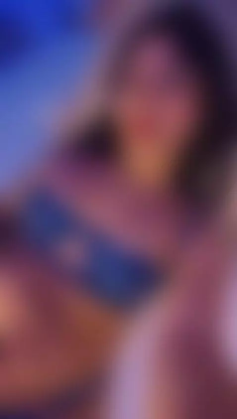 Breakfast in bed... or would you rather be my breakfast? by oh-hollyy