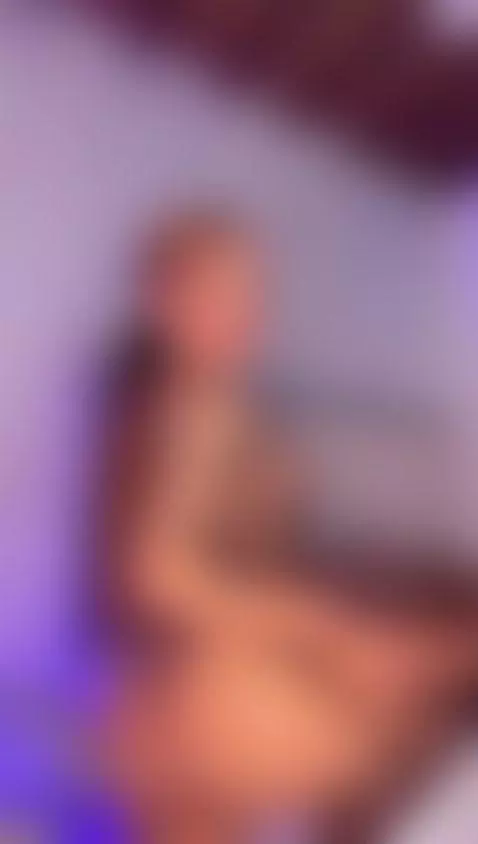 so sexy by oh-hollyy