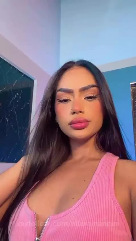 Just arrived and already wanting to play ... Do you sign up?... by nitaramancini