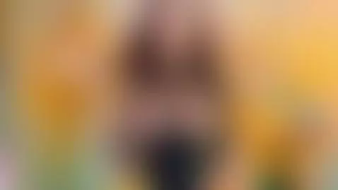 LATINA ONLINEEE NOWWW by natashahartaman