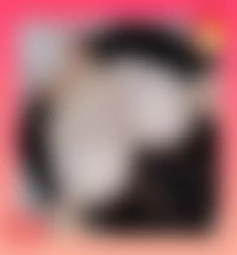 alguien quiere jugar con mis bubis?  🥹😋🥵

instagram y  X que... by queenmeloons