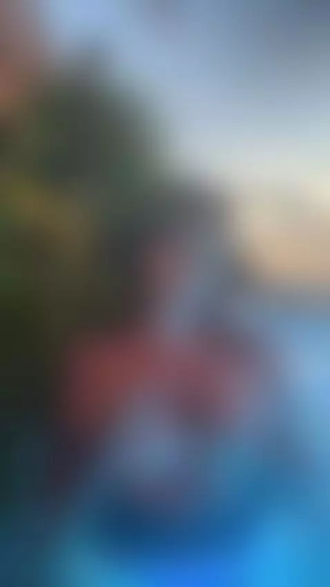 sneacking at the beach by niamooncrow